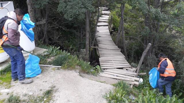 Ushuaia: realizaron jornada de limpieza del Arroyo cercano a la calle Isla Redonda