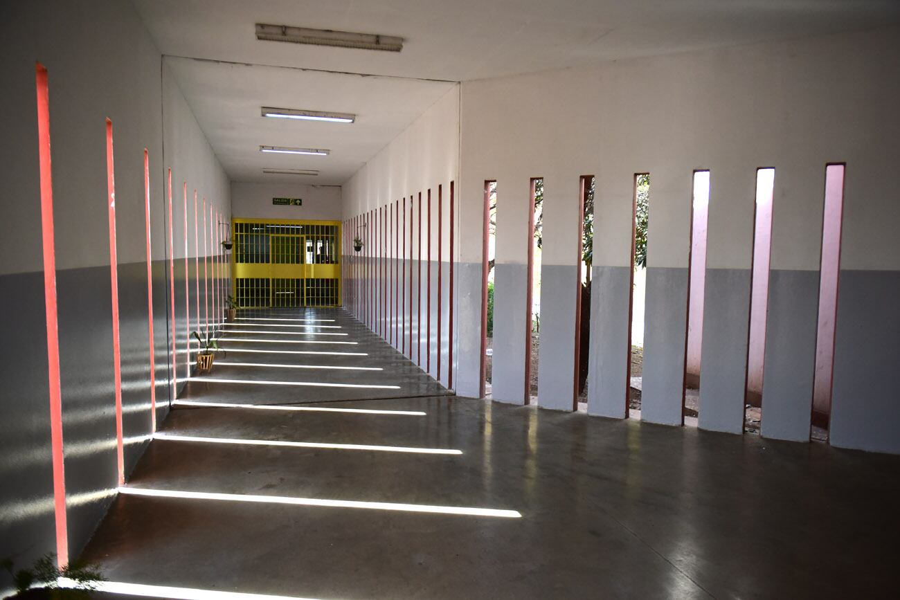 El fiscal José Mana investiga la denuncia en la cárcel de Bouwer. (Nicolás Bravo / La Voz)