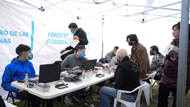 "Se pudieron realizar 1150 trámites en los cuatro días de Operativo con el Registro de las Personas", afirmó Rodrigo Sartori.