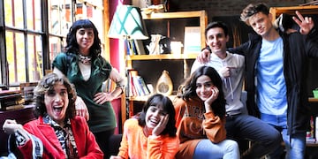 "Abejas, el arte del engaño", disponible a partir del 9 de diciembre.