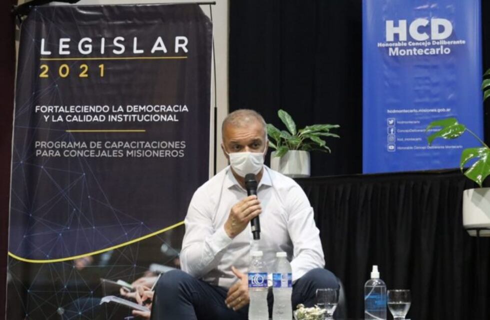 Con la presencia del vicegobernador Carlos Arce se realizó el encuentro Legislar 2021 en Montecarlo