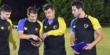 Zoe Atletic Club. El supuesto club de fútbol que se había armado en Villa María.