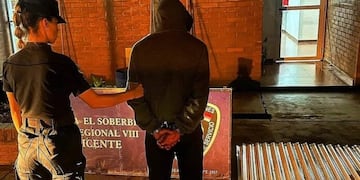 Acusado de robar más de 40 chapas de zinc a su vecino fue detenido en Eldorado.