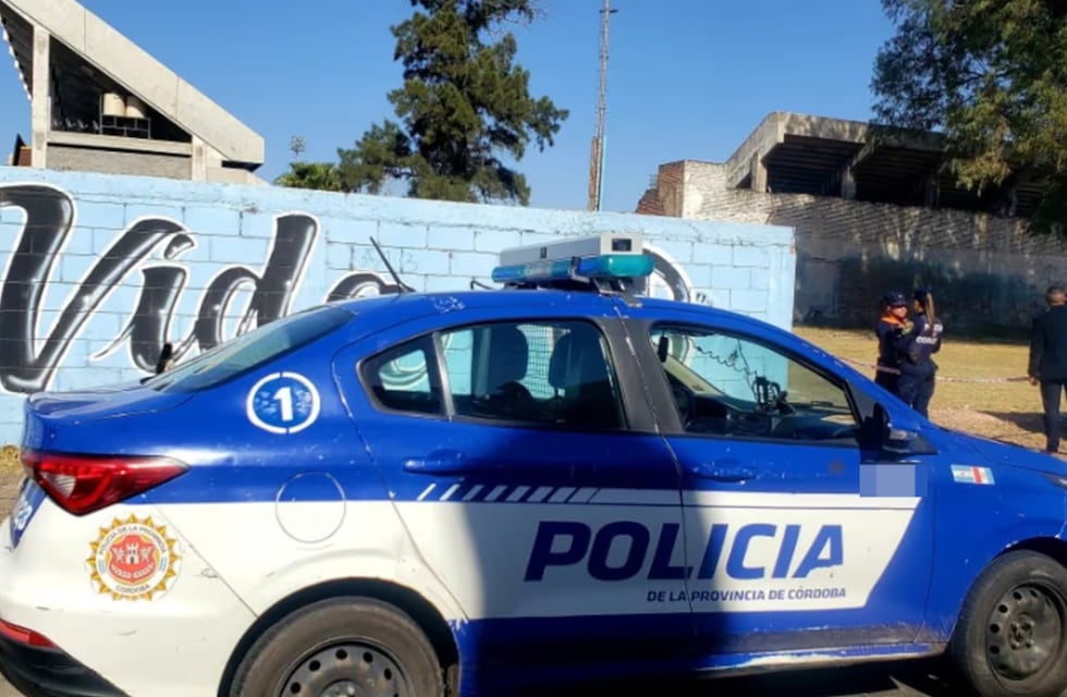 Detuvieron a barras de Belgrano por venta ilegal de bebidas y portación de armas