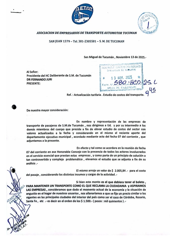 Los empresarios advierten que la situación del transporte requiere decisiones urgentes del Concejo y del Ejecutivo municipal.