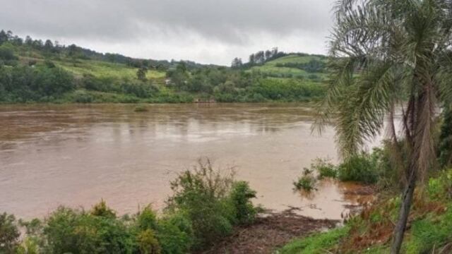 Continúa la preocupación en El Soberbio pese al descenso del río Uruguay.