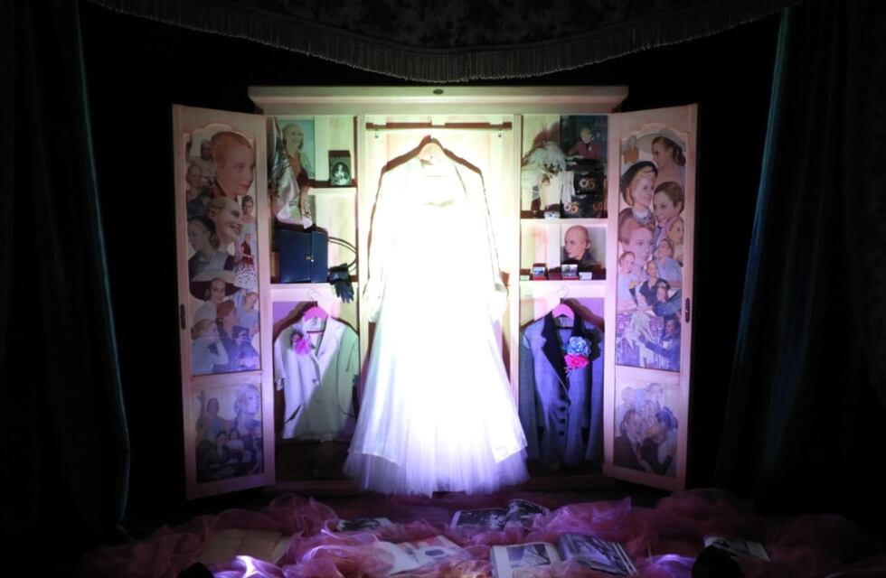 Fue inaugurada una muestra artística en homenaje a la mujer