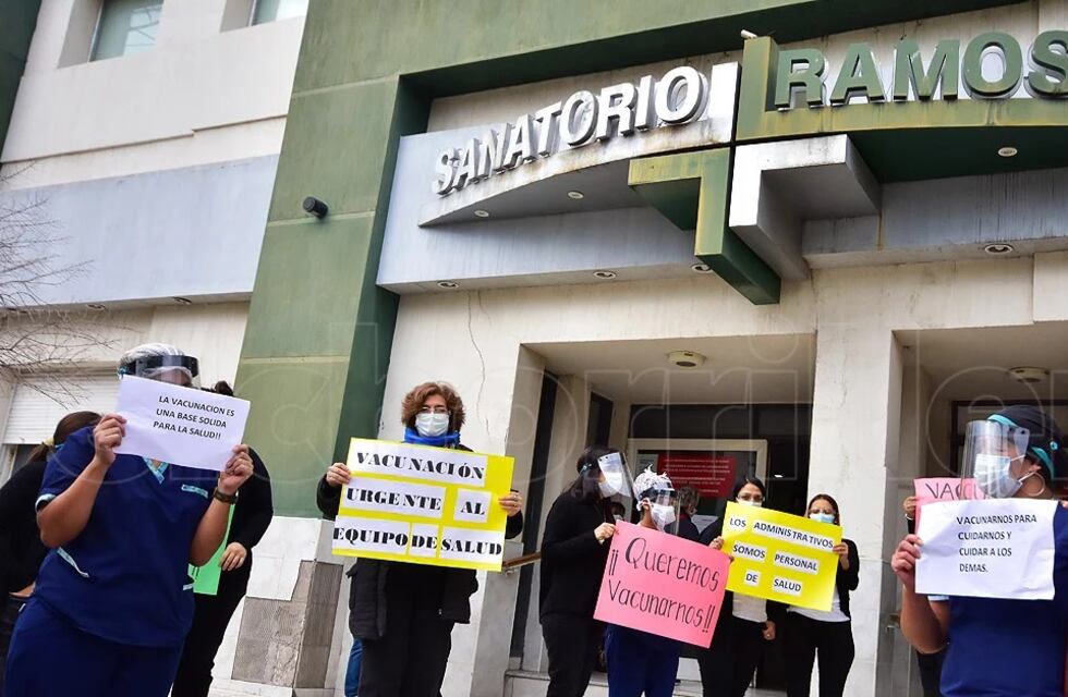 Denuncian que Jhon Rodríguez nunca recibió la vacuna contra el covid-19