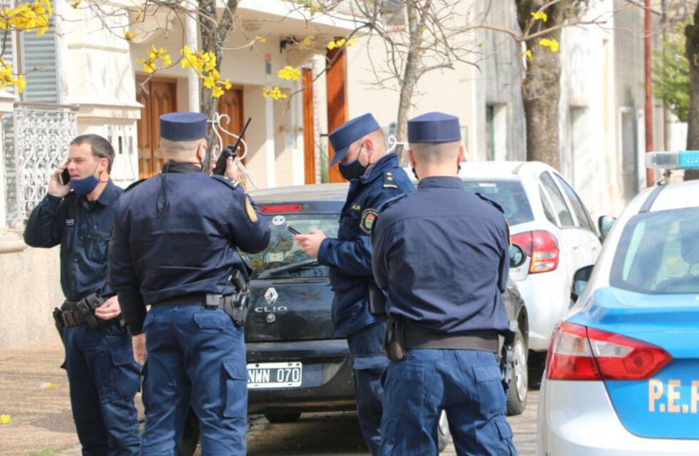 Violento y millonario asalto: entraron armados mientras los dueños de casa dormían