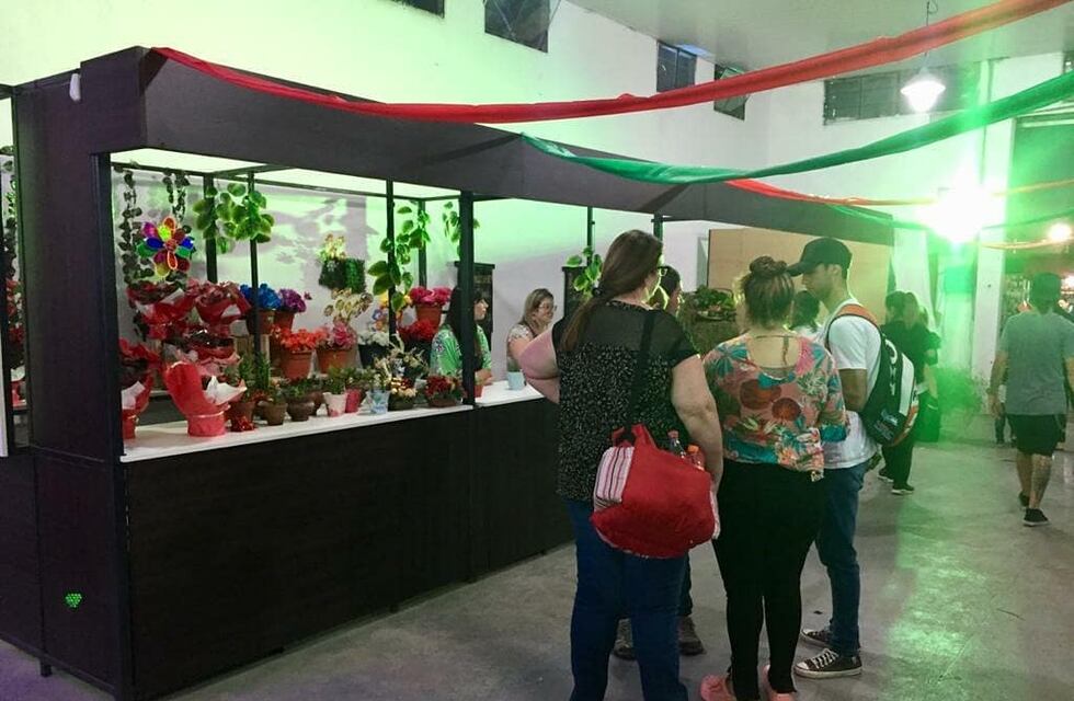 Primavera en Pérez: ¿cuáles son las flores preferidas de los perecinos?