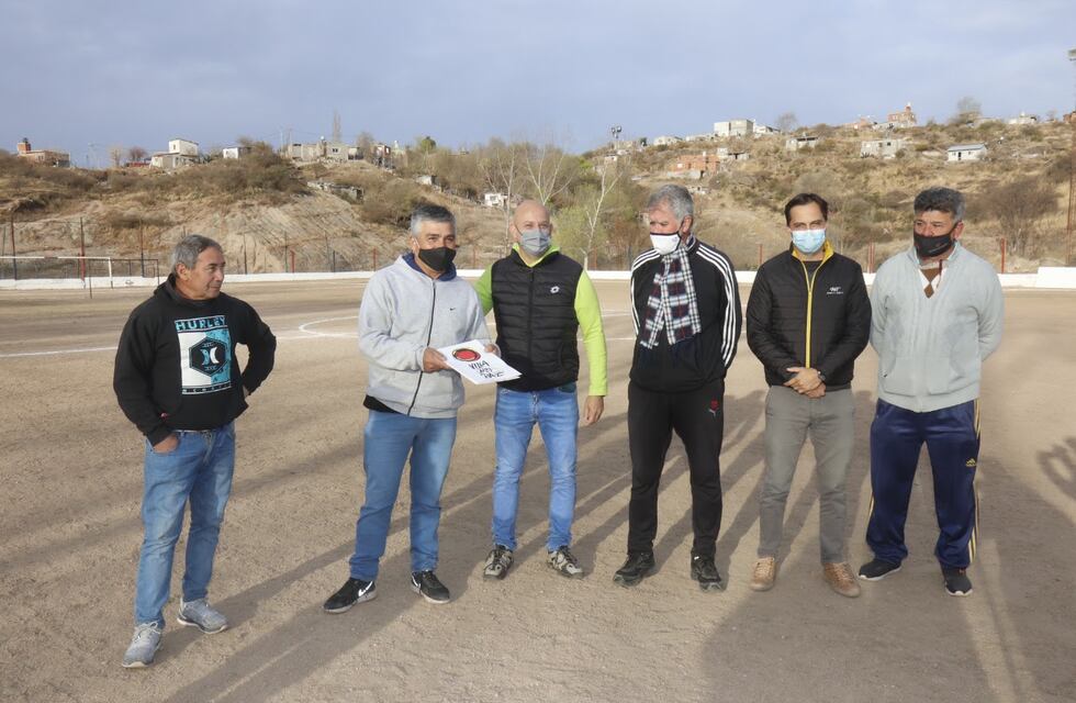 Carlos Paz: 12 instituciones deportivas ya recibieron los subsidios que entrega el gobierno de la ciudad