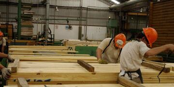 El empleo público escaló en números, pero el sector privado quedó rezagado.