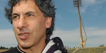 Mario Bevilacqua, el goleador histórico de Talleres en aquel viejo Chateau Carreras. En el Kempes, la T enfrentará a River, por donde también pasó, en octavos de final de Copa Libertadores.