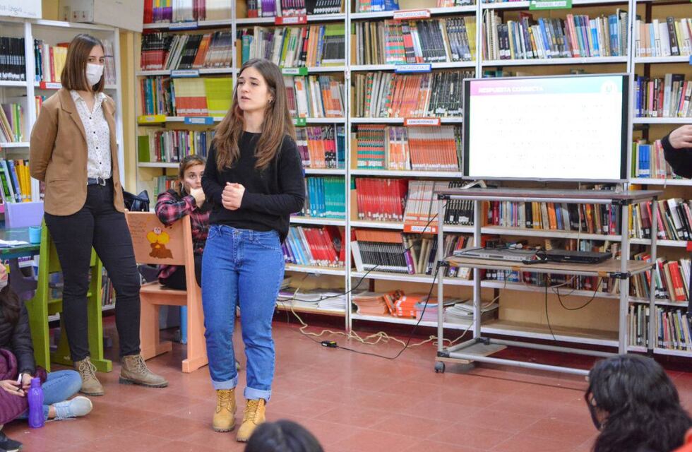 La Municipalidad de Ushuaia intensifica los talleres de prevención en las escuelas secundarias