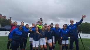 Murciélagas hacen historia: invictas juegan la semifinal contra Suecia.