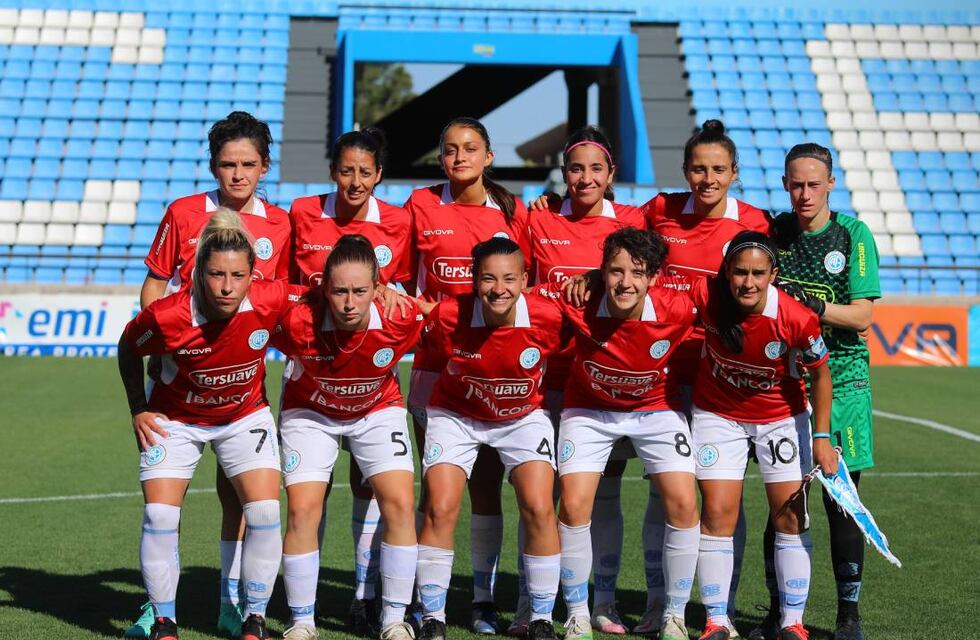 El fútbol femenino de Belgrano cerró la primera fase con otra lluvia de goles