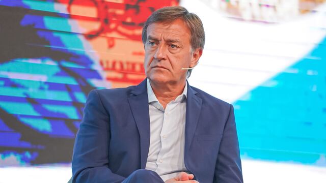 Rodolfo Suárez la provincia de Mendoza.
Omar Gutierrez
Omar Perotti
Matias Kulfas
57 » Coloquio de Idea por una Argentina sostenible en el centro Costa Salguero
Foto clarin