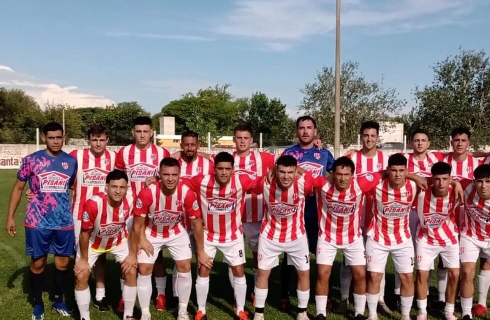 Sportivo Sacanta, con Federico Ferreyra futbolista de Arroyito, debutó en el Provincial de Clubes de Fútbol