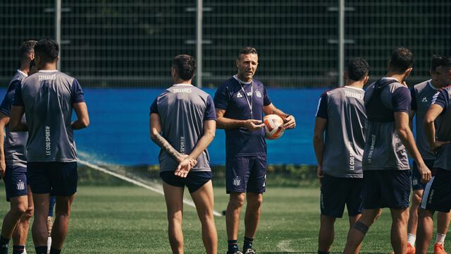 Tras dirigir en la Reserva y en la Primera de Talleres, el "Tino" Ribonetto dirigirá por primera vez en el exterior (Prensa Talleres)