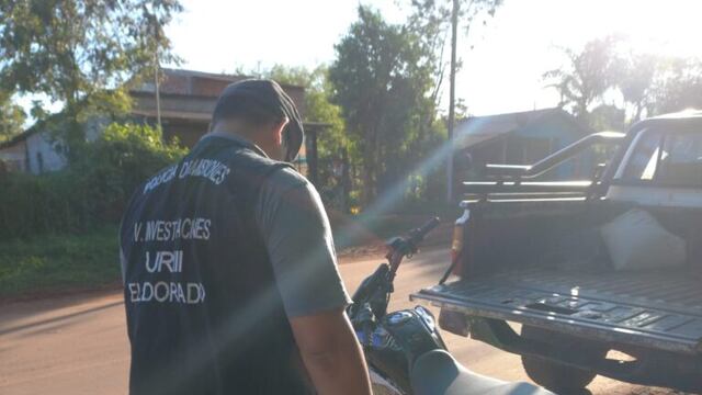 Recuperan una motocicleta sustraída en Wanda.