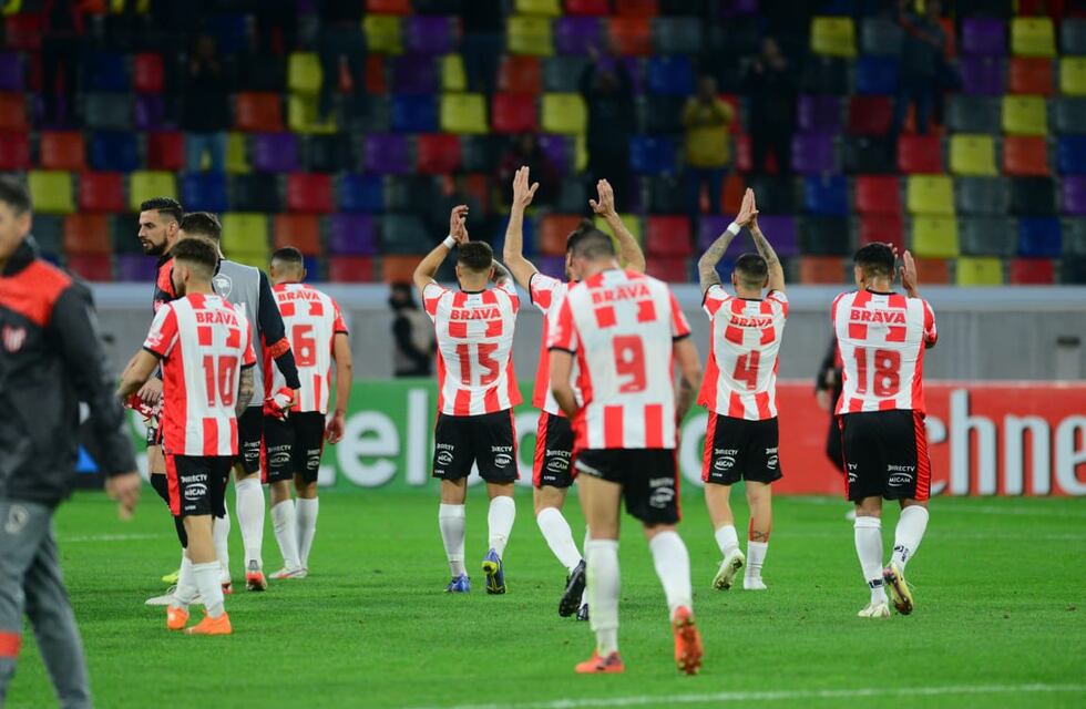 El agradecimiento Albirrojo a los “neutrales”: cuántos hinchas de Instituto fueron a Santiago