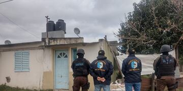 Narcomenudeo: secuestro de armas y estupefacientes en Gualeguaychú con 18 personas identificadas