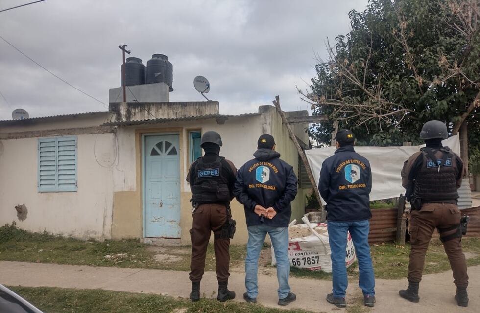 Narcomenudeo: secuestro de armas y estupefacientes en Gualeguaychú con 18 personas identificadas