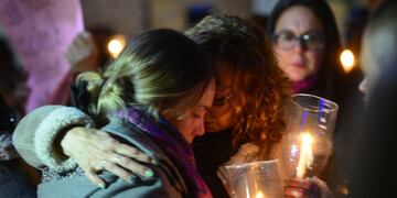 Marcha de las antorchas de las madres del dolro en el Hospital Neonatal por el caso de la muerte de varios bebes en ese nosocomio. Foto Javier Ferreyra