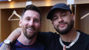 Neymar junto a Lionel Messi, una larga historia de amistad.