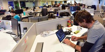 Acuerdo entre Tandil y Ushuaia para mejoras en el polo tecnológico de Tierra del Fuego