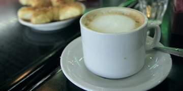 El típico desayuno argentino.