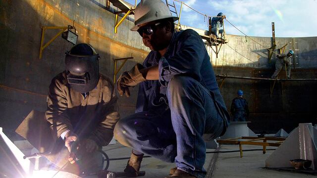 La industria sigue golpeada en 2022 y muestra señales de estancamiento.