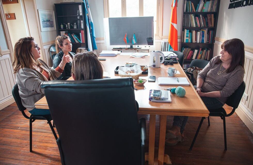 La Municipalidad de Ushuaia se reunió con el Colegio de Arquitectos