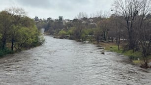 CRECIENTE EN VILLA CARLOS PAZ: