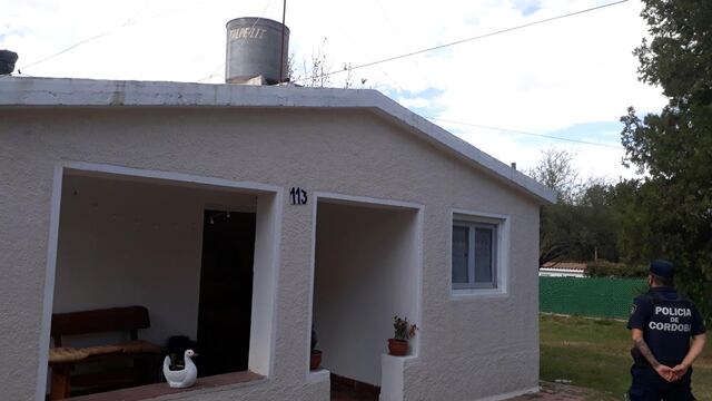 Los vecinos de barrio El Bosque en Salsipuedes aseguran no haber visto signos de violencia en la casa de Margarita Sánchez. (La Voz)