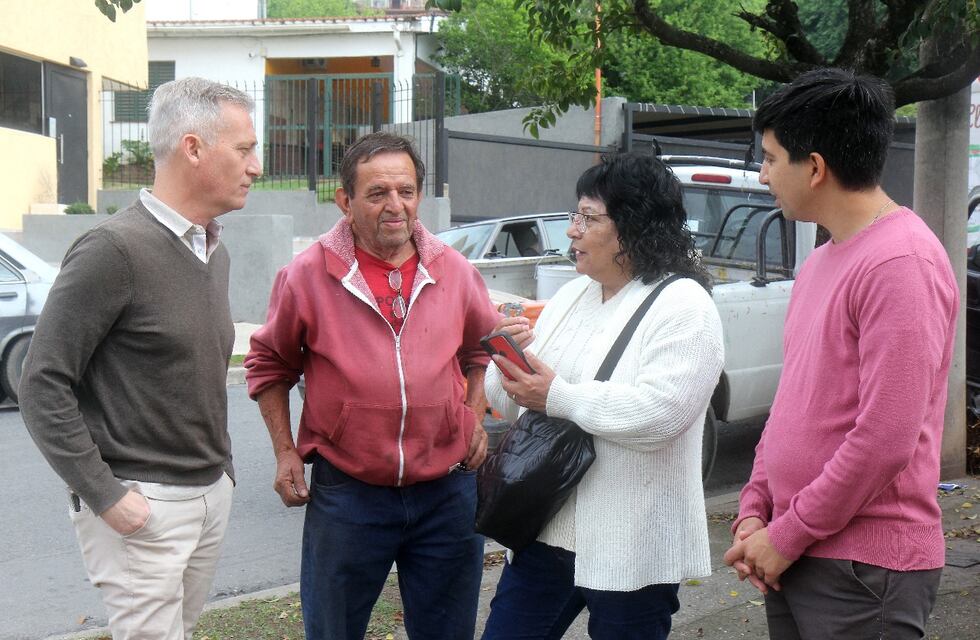 Carlos Paz: nueva señalización en Barrio La Quinta cuarta sección para mejorar la seguridad y ordenamiento vial