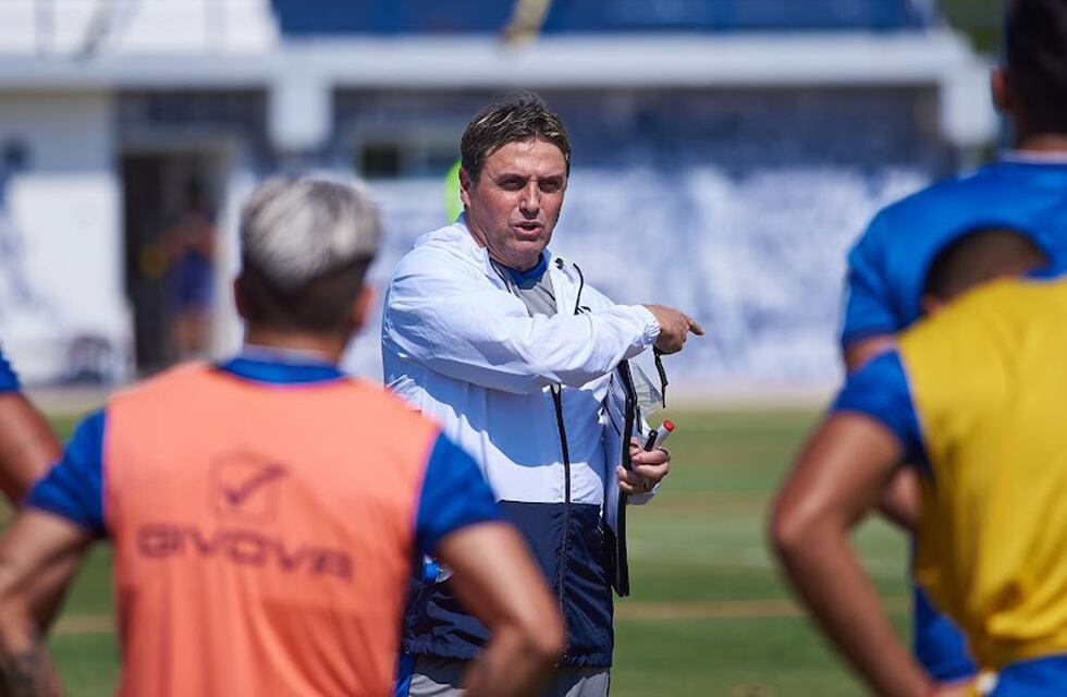 El plantel de Talleres que viajó para el debut de Hoyos como nuevo DT