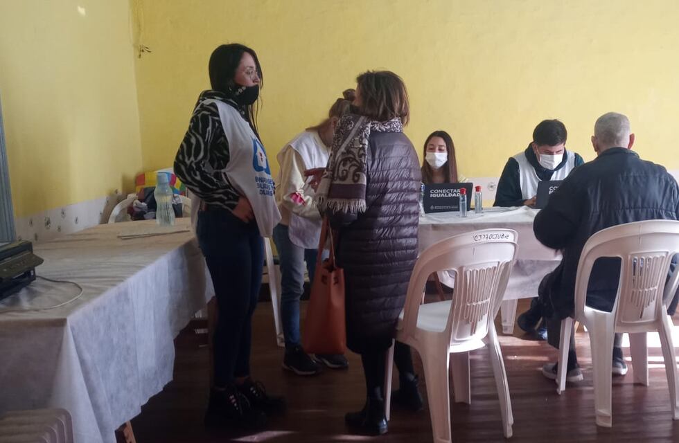 En el Centro de Jubilados 27 de octubre se asiste en la gestión del formulario para la segmentación energética