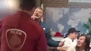 Llegó mientras se filmaba un capítulo con personajes conocidos.