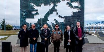 Ushuaia: el diputado nacional VGM Aldo Leiva recorrió lugares relativos a Malvinas