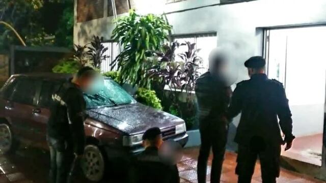 Efectivos policiales recuperaron un automóvil robado en Buenos Aires.