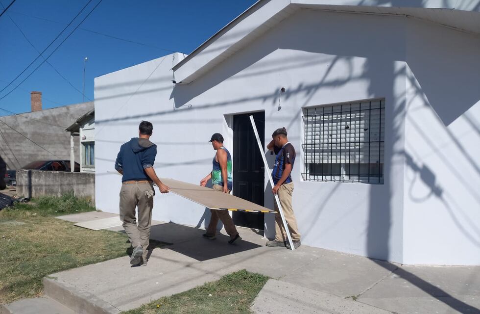 Continúan los trabajos en la salita del Barrio Municipal