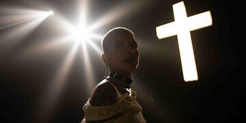 Cazzu lanzó "Sobre mi tumba".