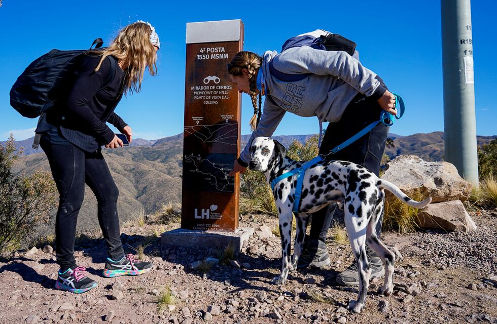 El Cerro Arco renovado: hay nuevos carteles con información turística en el circuito