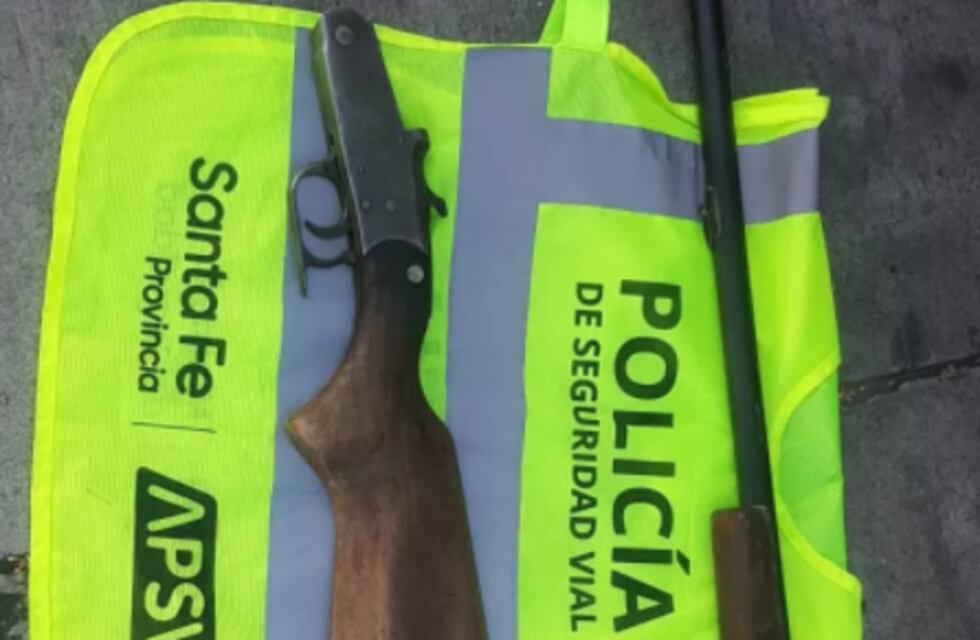 Detuvieron a un automovilista que portaba un arma ilegal