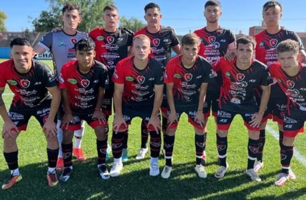 Con muchos pibes Sporting ganó en la Liga y hoy juega un partido clave por el Federal