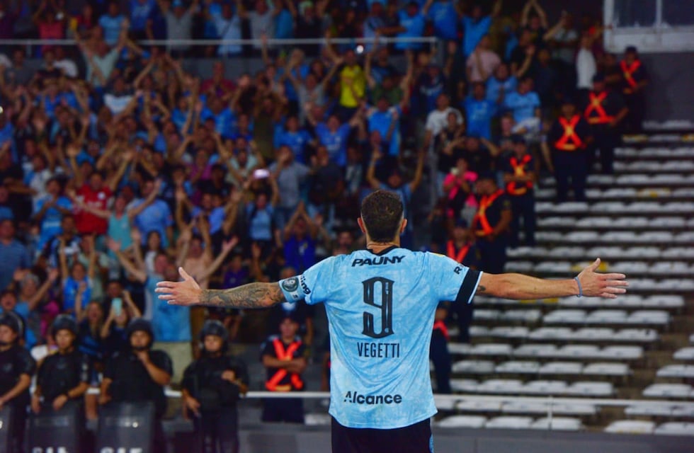 Pablo Vegetti y el “partido perfecto” de Belgrano; y un curioso dato contra River