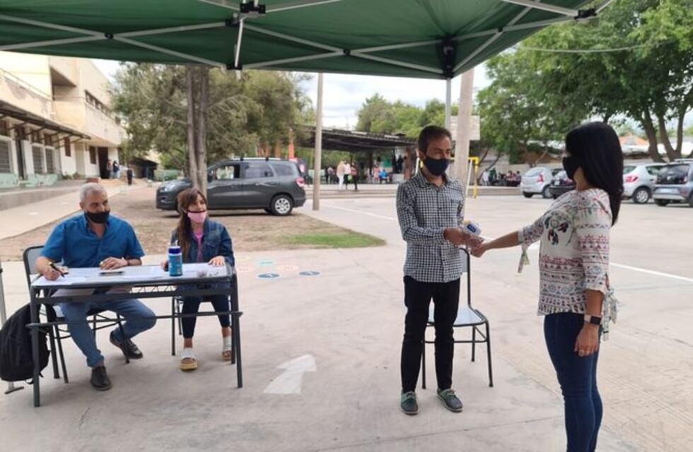 La DGE ofreció 413 cargos para maestros de grado