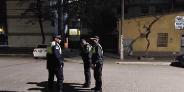 Un policía de Tucumán se enfrentó a dos delincuentes y mató a uno de ellos
