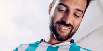 Atlético Tucumán presentó su nueva camiseta.